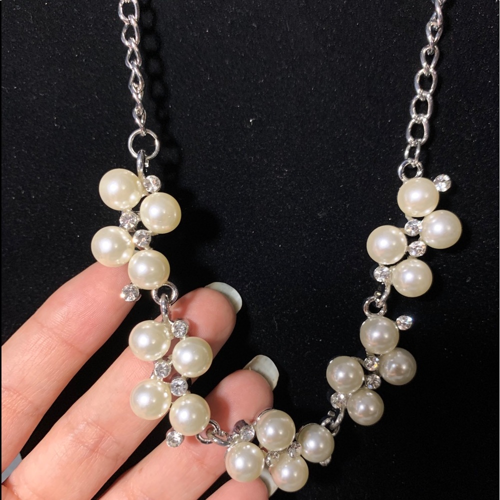 Pearl w/Rhinestone necklace, earrings, & bracelet